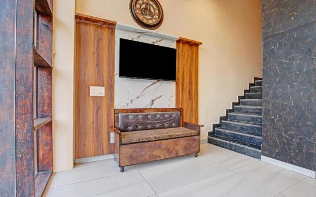 Townhouse 1003 Hotel Sky 9