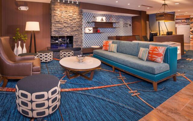 Fairfield Inn & Suites by Marriott Easton