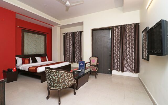 OYO 10350 Hotel Noida Fortune