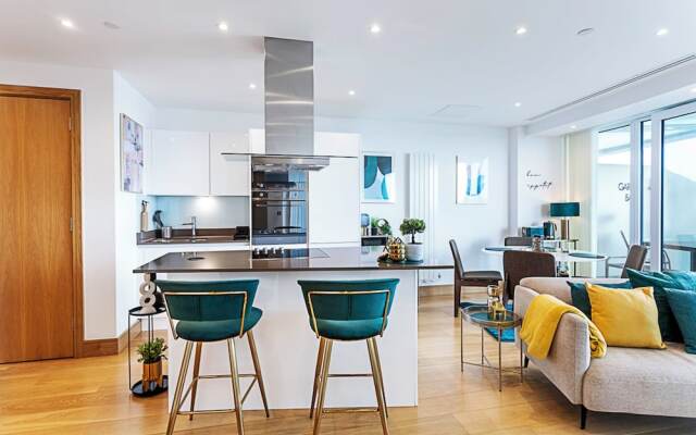 The Panoramic Urban Oasis