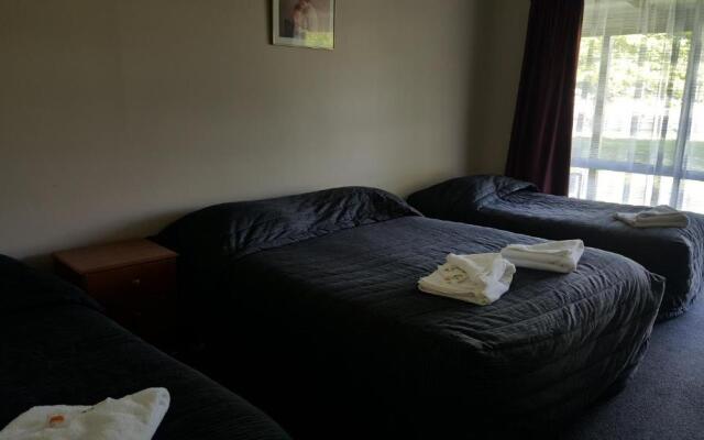 High Country Motel and Backpackers