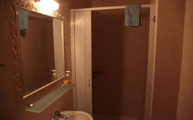 Nakli Traditional Guesthouse