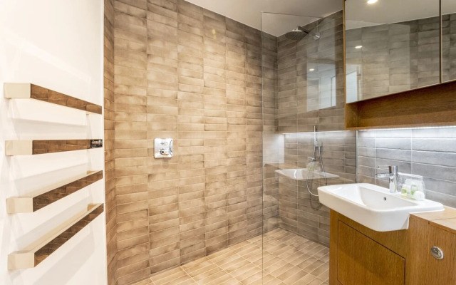 Hoxton Press by Servprop