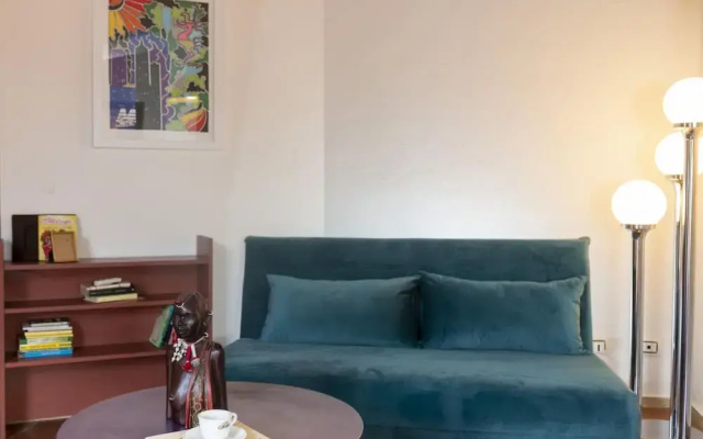 Chiara in Pantheon Apartment With Terrace