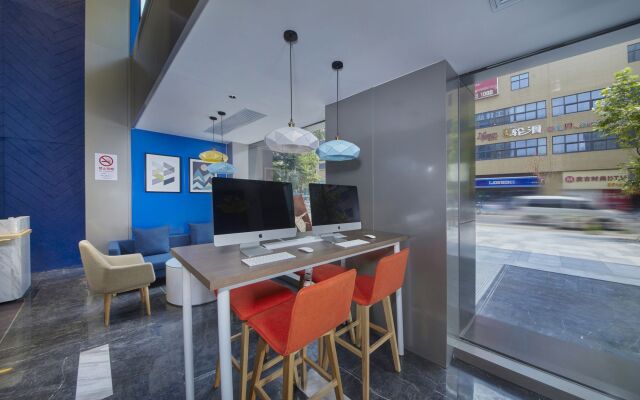 Holiday Inn Express Shanghai Jinshan by IHG