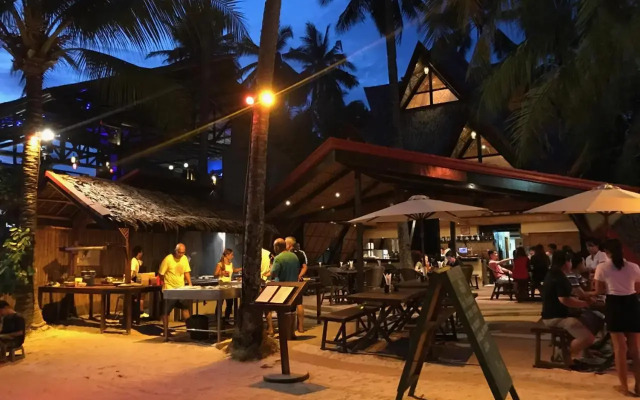 Pyramid Resort