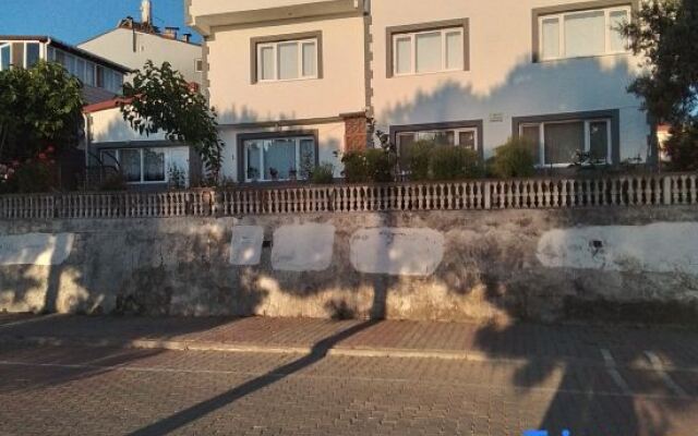 Seaside mansion with detached garden