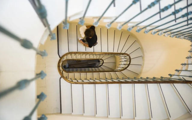 Georges Hostel & Café