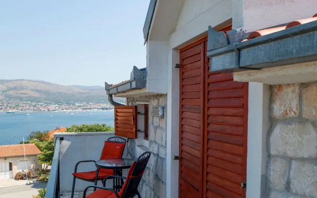 Apartment in Okrug Donji