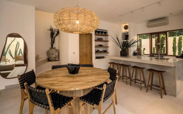 Villa Oasi 3 by Alfred in Bali