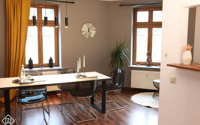 Design Studio - WIFI und NETFLIX