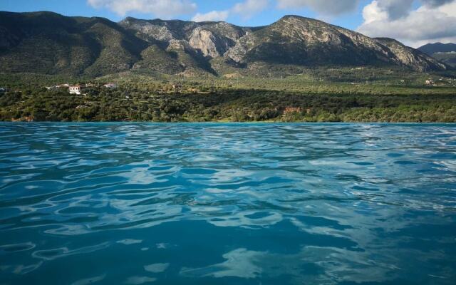 Karia Hotel Palamutbuku