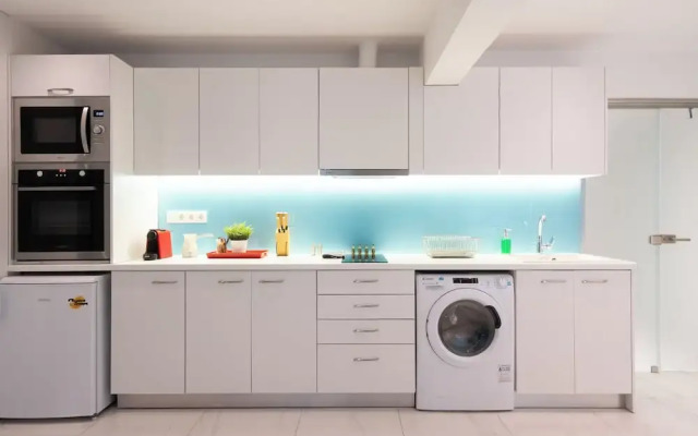 Cute and Convenient Studio in Athens