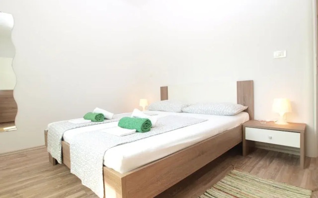 Apartment 1403