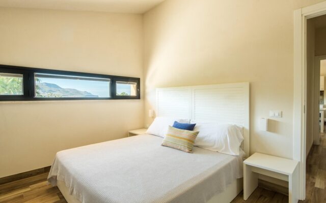 L Ulivo Blu - Two-bed With Seaview Balcony - Loc