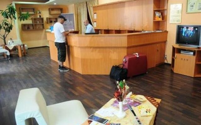 Agape Hotel & Restaurant