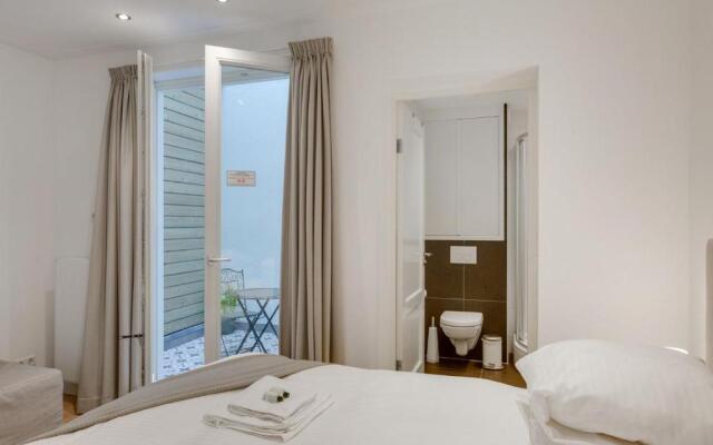 Luxurious Studio Jordaan Couple Getaway