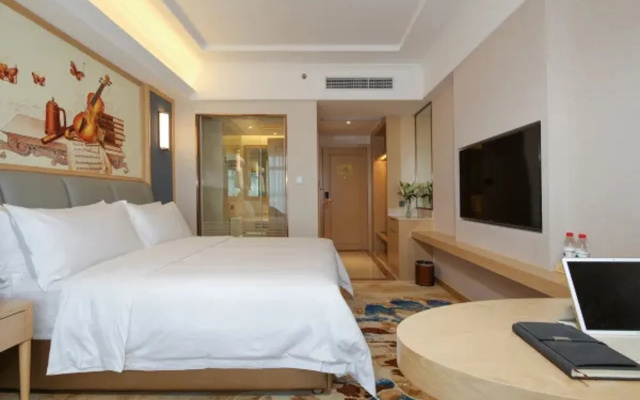 Vienna Hotel(Chengdu University of Petroleum Subway Station)