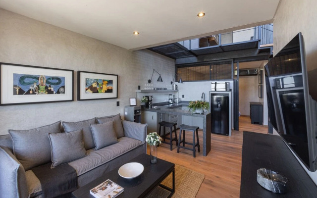 Designer 3-Story Home in San Miguel