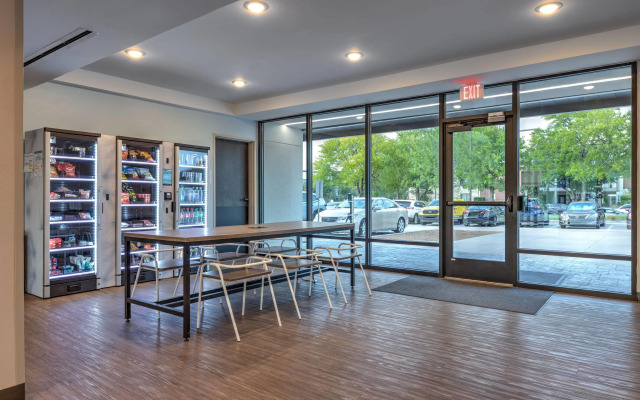 ECHO Suites Extended Stay by Wyndham Dallas Plano/Richardson