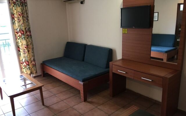 Green Park Aparts Hotel