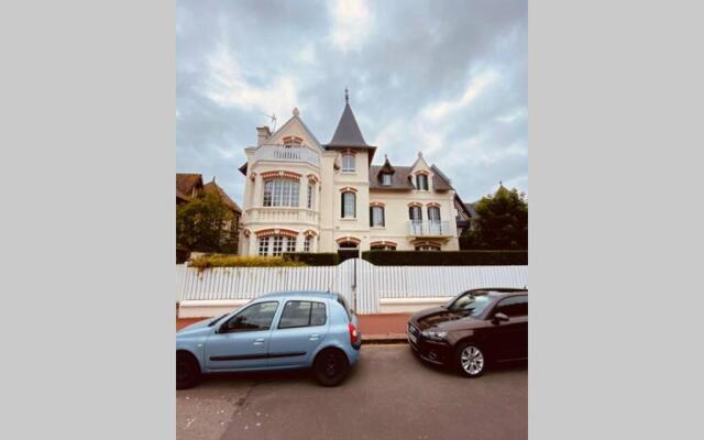 Deauville tout à pied, 2 chambres - Triangle d'or