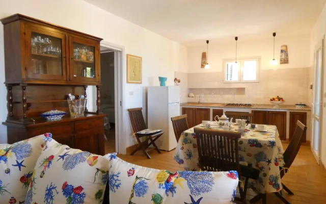 Villa Agapanto - Trullo Agap con Vista Mare e Giardino Privato