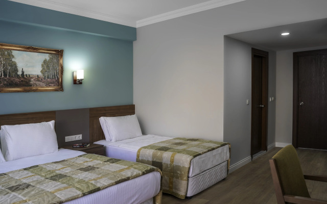 Side Village Hotel 