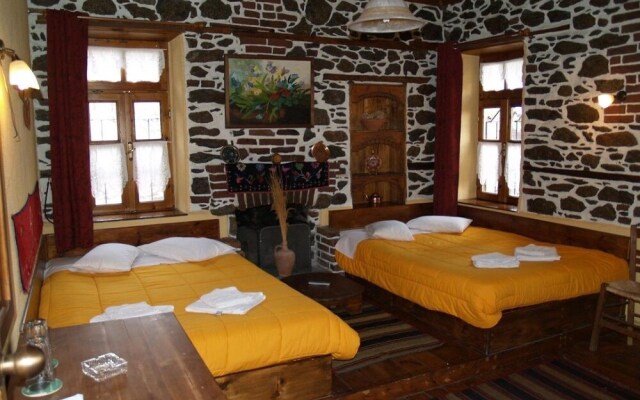 Agios Germanos Traditional Hotel