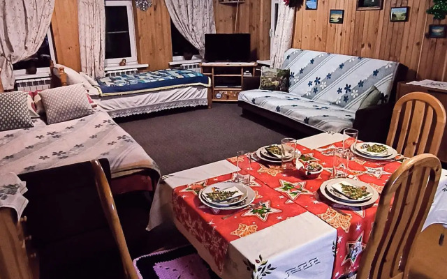 Дом Деревенский