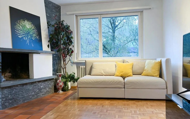 Schöne grosse Attika-Wohnung im Zentrum von Vaduz inkl. Parkplatz