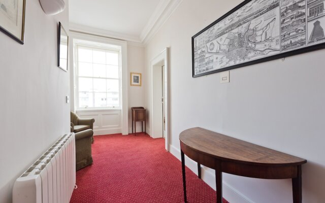 Henrietta Suites City Centre