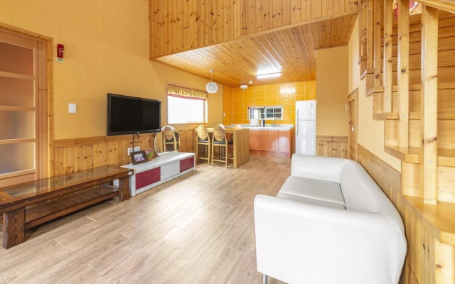 Pocheon Aleumdaun Pension