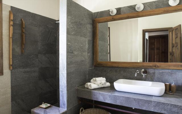 Corail Noir Hotel
