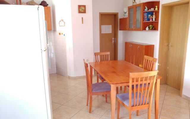 Astramaris Apartments