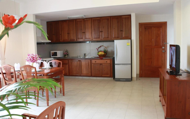 Lux Riverside Hotel & Apartment