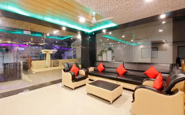 Oyo 23543 Hotel Vaishnavi