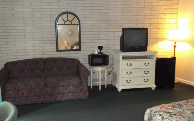 Americas Best Inn & Suites Wilmington