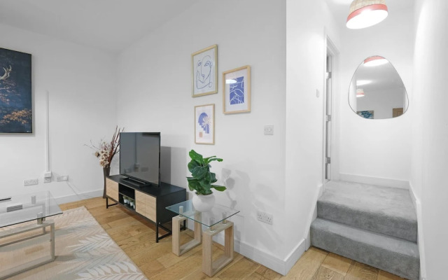 Eastons 1 Bedroom Apt. with Sofa Bed