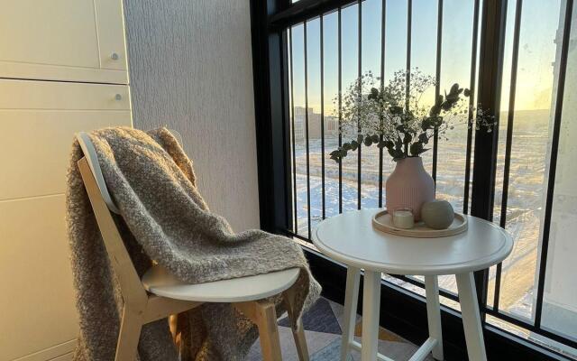 Апартаменты на улице Хрустальногорская 88