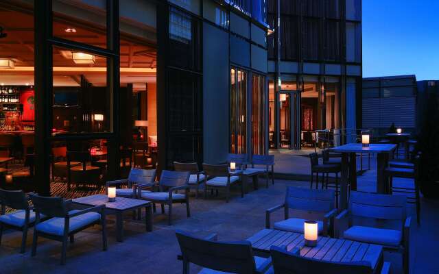 Hyatt Regency Hong Kong, Tsim Sha Tsui