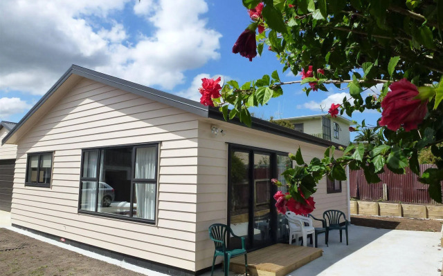 Raglan Sunset Motel