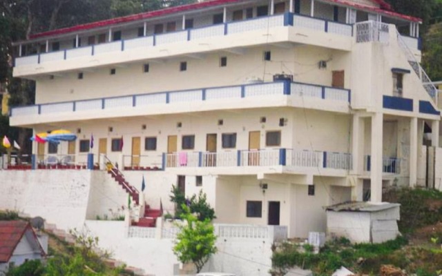 Hotel Tribhuwan by Goroomgo