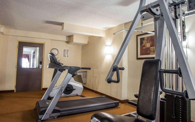 Quality Inn Aurora - Naperville Area