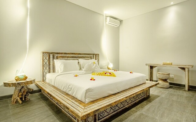 Brand New luxury 3BR Villa Ethnic Ubud 2