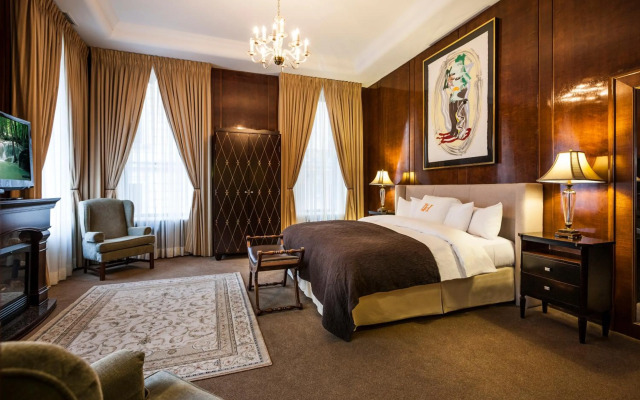 LHotel Montreal