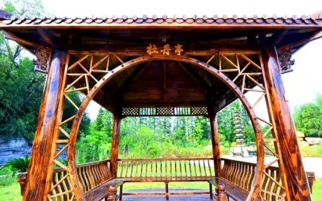Tianzi Lake Ecological Resort