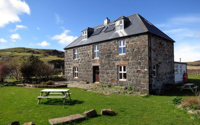 Glebe Barn - Hostel