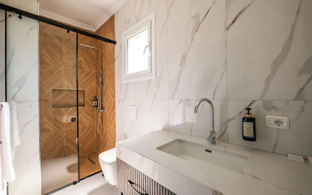 Kristianna Apartments