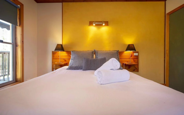 Wattle-Wilde Cottage